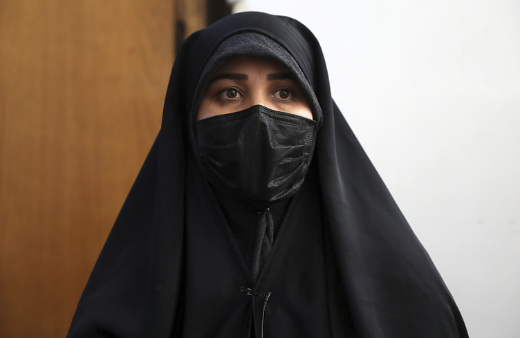 Les talibans réduisent l'accès des femmes au permis