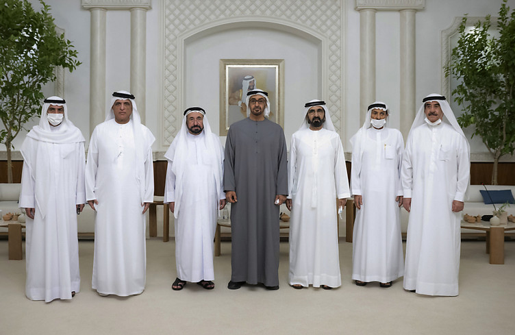 Mohammed ben Zayed élu président des Emirats par un Conseil suprême