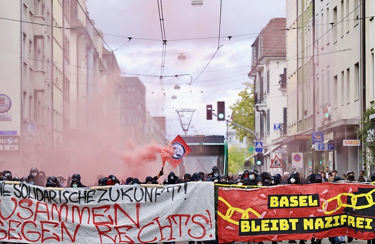 Escarmouches entre la police et des activistes à Bâle