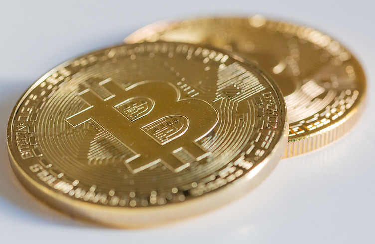 Soutenu par les espoirs d'ETF, le bitcoin à un nouveau pic annuel