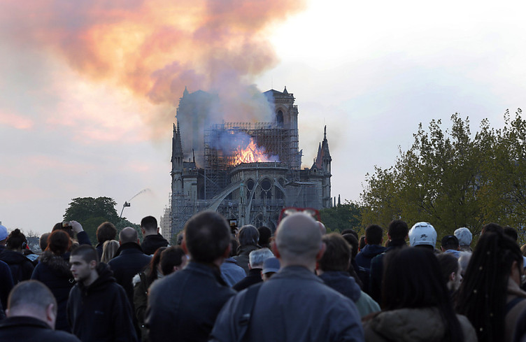 Avant Noël, retour de la silhouette de la flèche de Notre-Dame