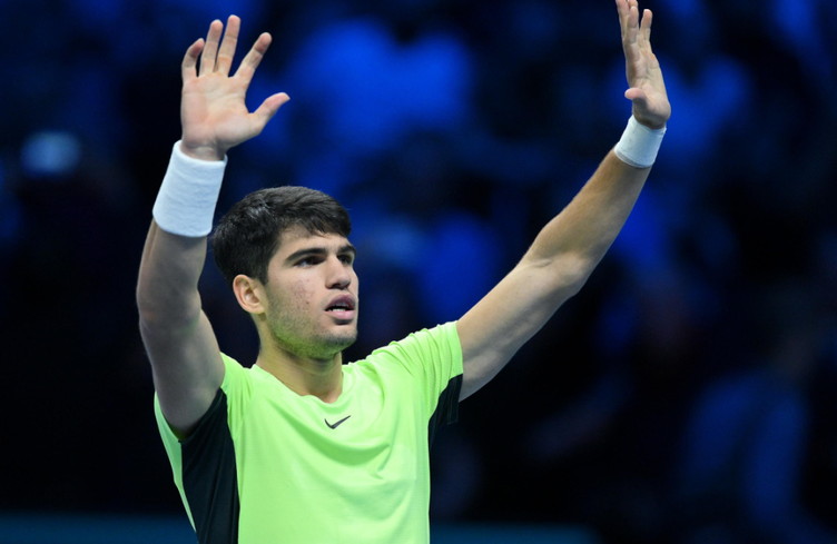 Carlos Alcaraz dernier qualifié en demi-finales