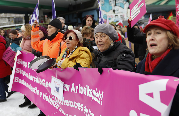 Manifestation contre la violence faite aux femmes à Berne