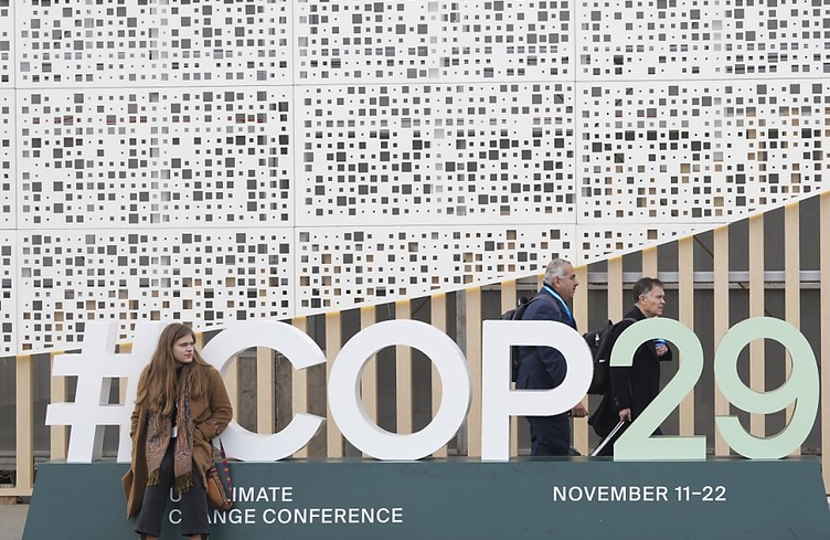 Climat: les pays pauvres s'estiment floués et protestent à Bakou