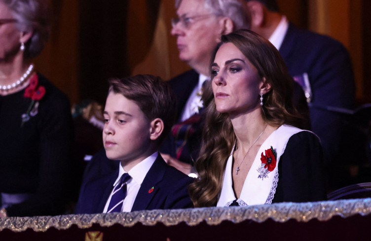 Royaume-Uni: le prince George à une soirée de commémoration