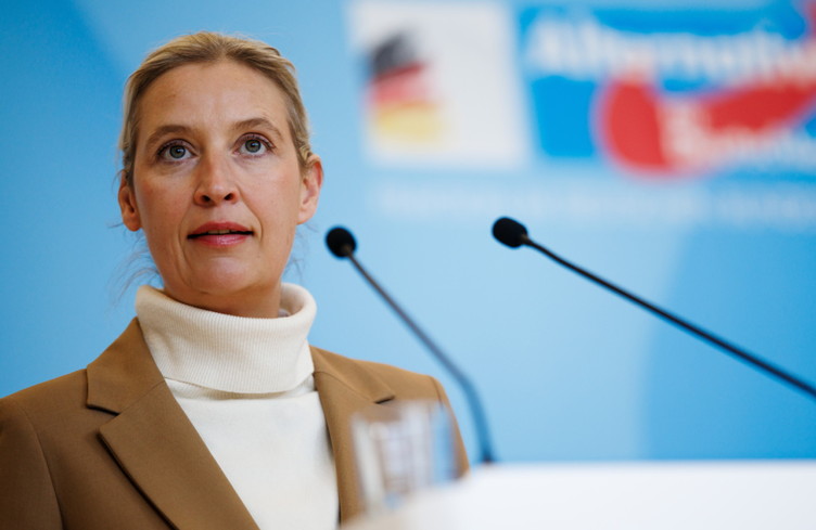 Accusée d'espionnage, l'extrême droite allemande est embarrassée