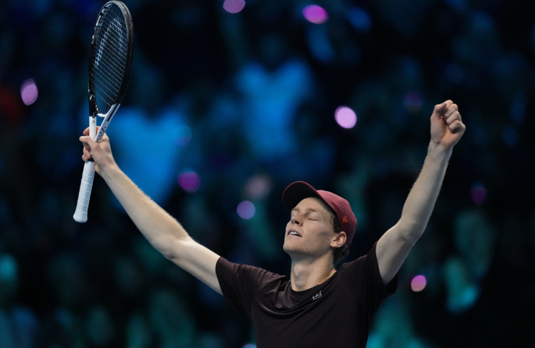 Masters ATP à Turin: Sinner bat Alcaraz en deux sets