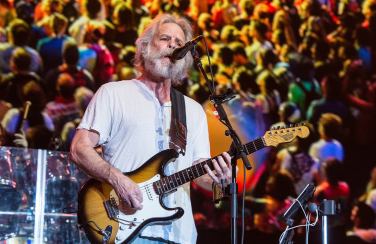 Bob Weir, guitariste des Grateful Dead, est mort à 78 ans