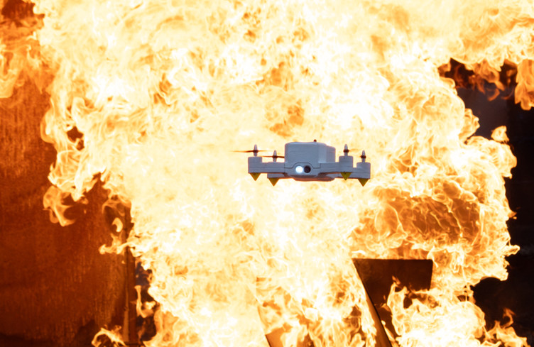 Un drone résistant à la chaleur pour protéger les pompiers