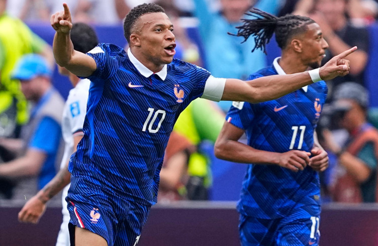 Mondial 2026: une 100e sélection bien fêtée pour Mbappé