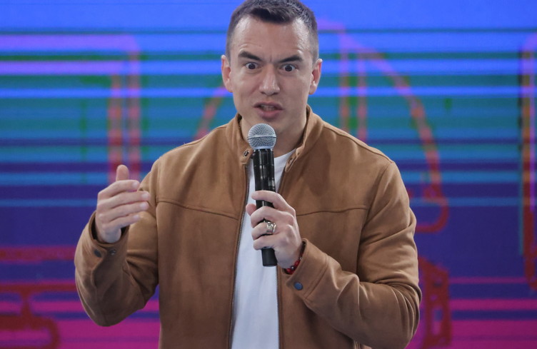 Le président de l'Equateur décrète un jour férié