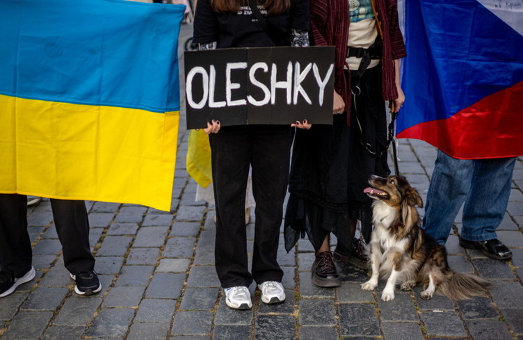 Ukraine: début de la trêve humanitaire à Olechky