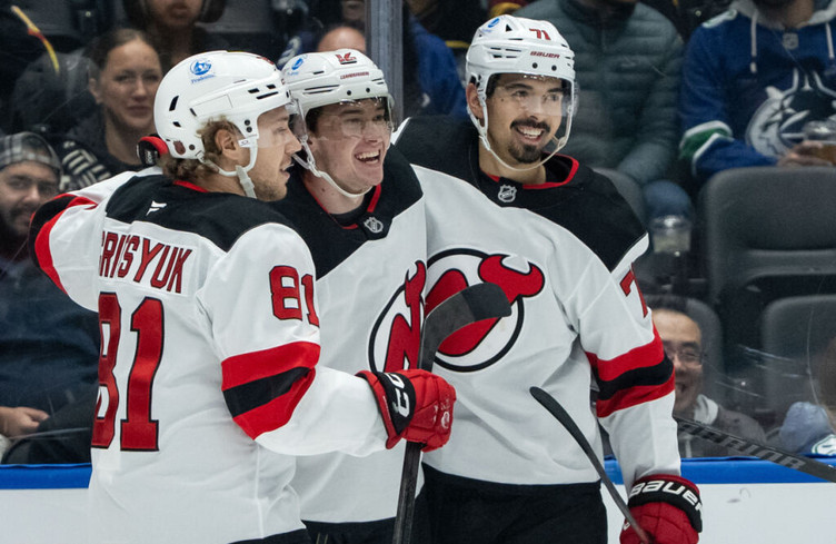 Les Devils reprennent leur marche en avant
