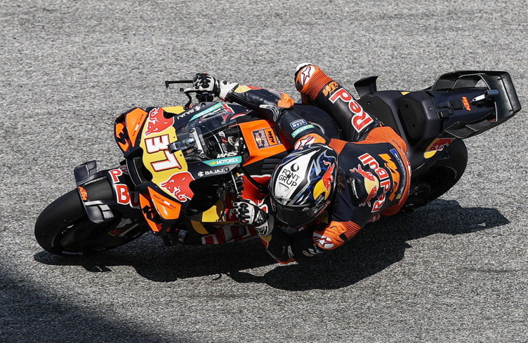 Acosta remporte le sprint, Marquez consolide sa place de leader