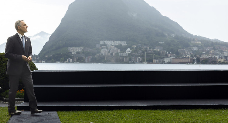 Appels à des réformes à Lugano face à un Zelensky offensif