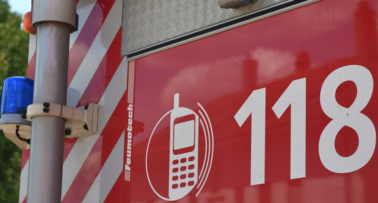 Un incendie dans un champ à Alle 