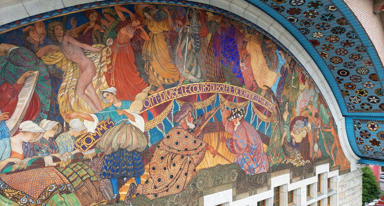 Le Locle: une fresque monumentale fête ses 100 ans