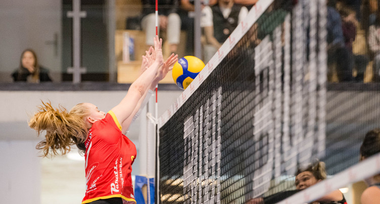 Le Volleyball Franches-Montagnes tombe à la maison