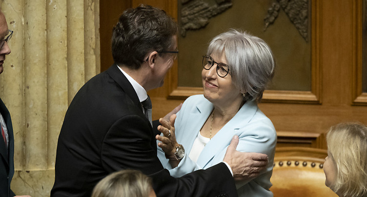 Elisabeth Baume-Schneider est élue au Conseil fédéral au 3e tour