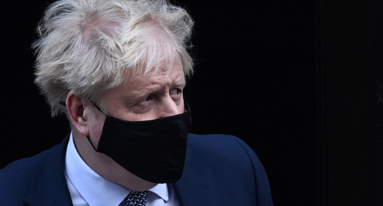 Accusé d'avoir « enfreint la loi », Boris Johnson s'apprête à agir