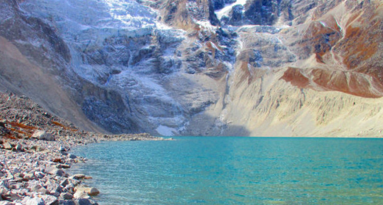 Les lacs glaciaires accélèrent la fonte des glaciers