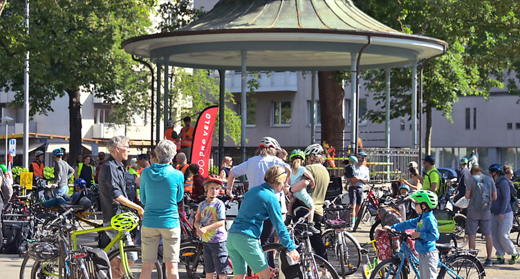 Sécurité à vélo: « Kidical Mass » dans plusieurs villes suisses