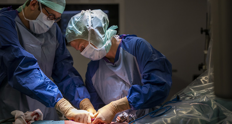 Don d'organes: la Suisse accepte le consentement présumé