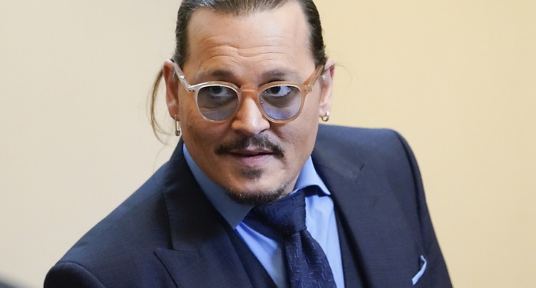 Johnny Depp veut « reprendre le cours de sa vie », assure son avocate