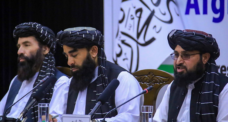 Des milliers de religieux afghans jurent fidélité aux talibans