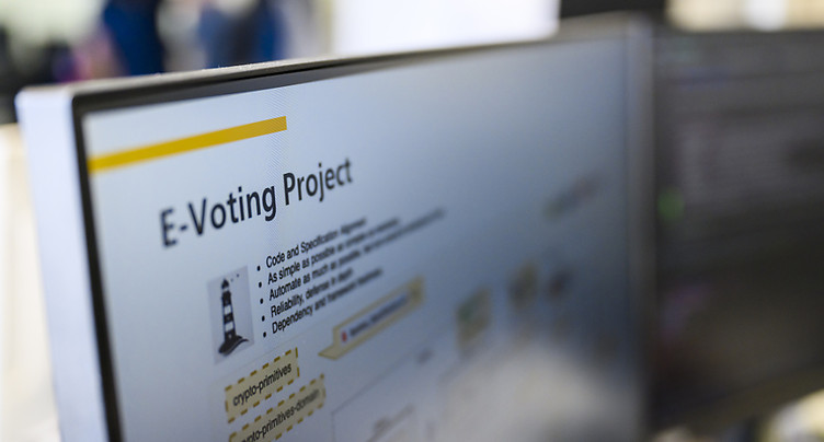 Le système de vote électronique de la Poste mis à l'épreuve