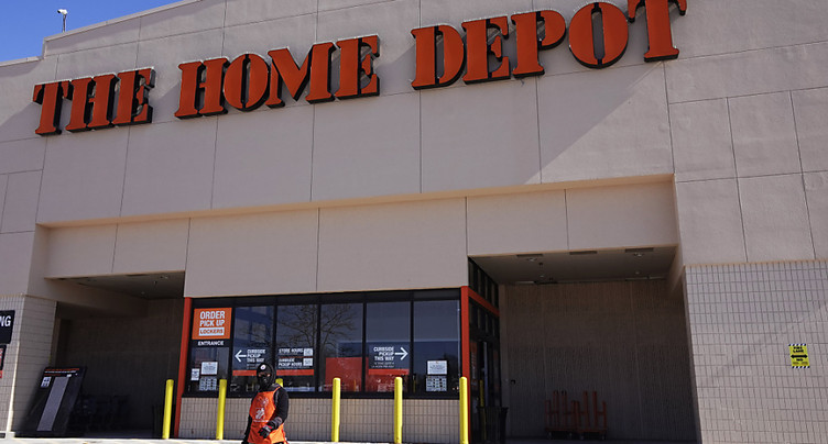 Home Depot s'appuie sur une demande solide au deuxième trimestre