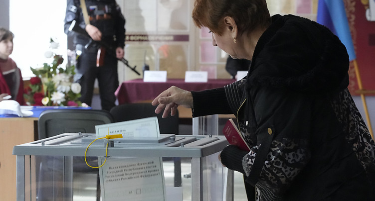Dernier jour des votes d'annexion organisés par la Russie