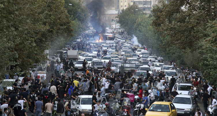 La police iranienne veut agir « avec toute sa force » contre les manifestants