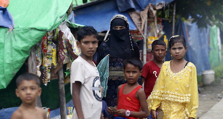 Facebook « doit des réparations » aux Rohingyas (Amnesty)