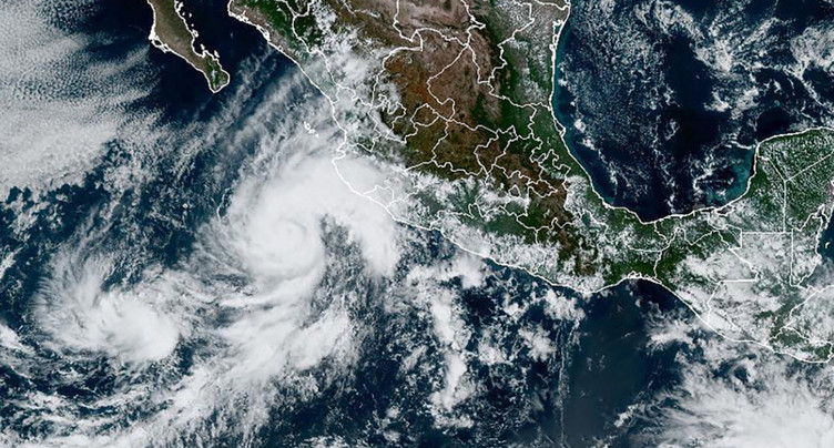 L'ouragan Orlene gagne en puissance à l'approche du Mexique