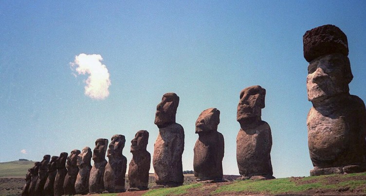 80 statues de l'île de Pâques endommagées par un incendie