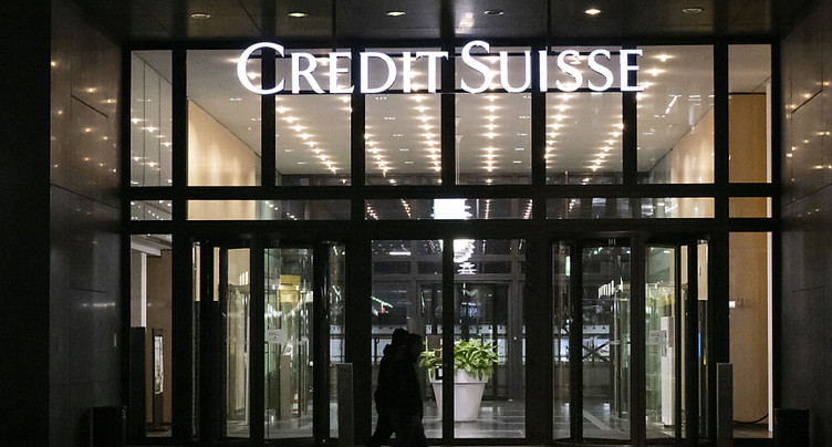 Credit Suisse atteint un nouveau plus bas historique