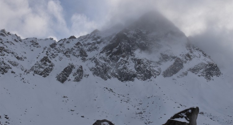 Un jeune homme de 24 ans meurt dans une avalanche aux Grisons.