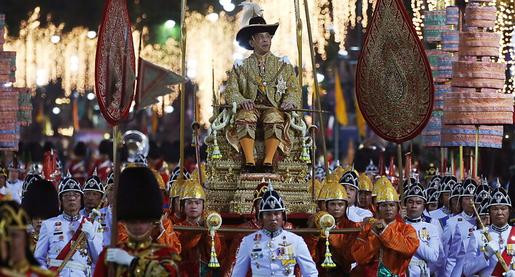 28 ans de prison pour lèse-majesté en Thaïlande