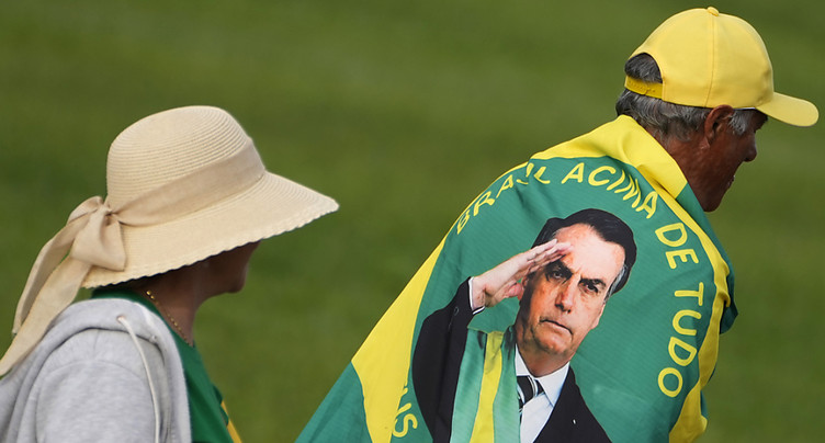 Bolsonaro sans lien avec la tentative de coup d'Etat, selon son fils