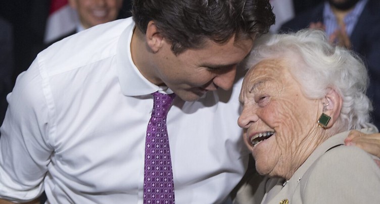 « Hazel l'Ouragan », icône de la politique canadienne, décède à 101 ans