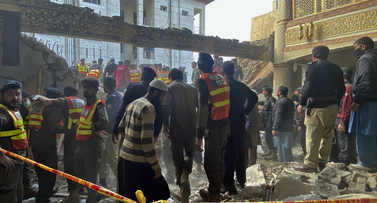 Au moins 25 morts dans l'explosion d'une mosquée de Peshawar