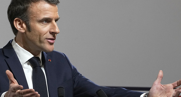 Retraites: Macron souhaite que la réforme « puisse aller au bout »