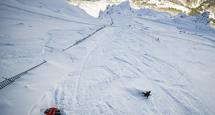 Piste de ski vertigineuse inaugurée aux Diablerets (VD)