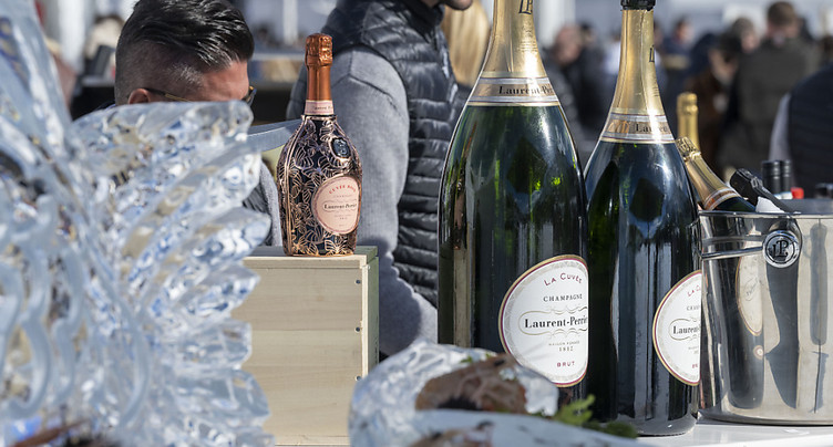 La Suisse entre dans le top 10 des pays importateurs de champagne