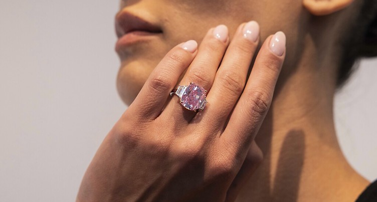 Un rarissime diamant rose bientôt aux enchères à New York