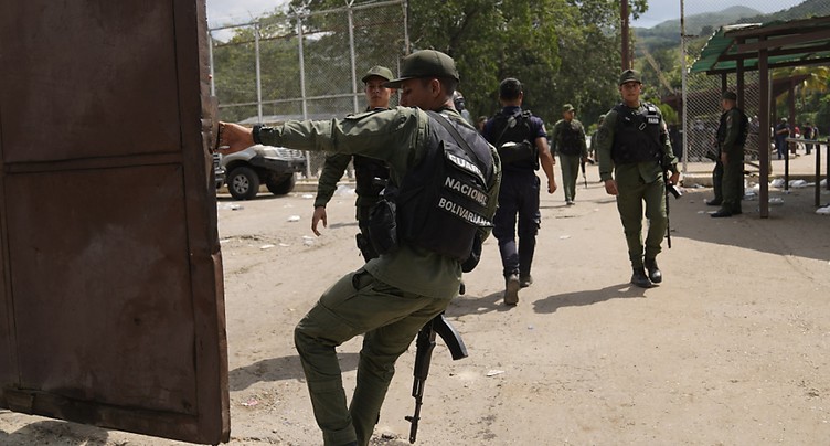 Les « chefs » de la prison vénézuélienne reprise par l'armée ont fui