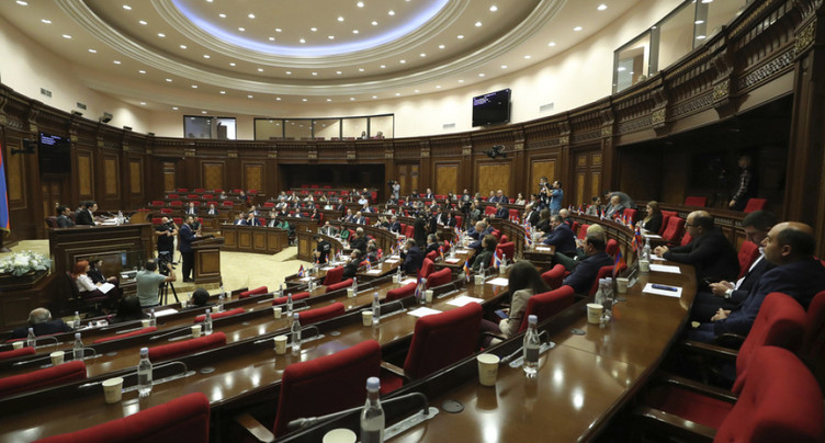 Le parlement arménien ratifie l'adhésion à la CPI