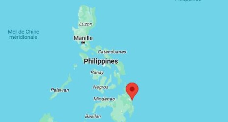 Puissant séisme aux Philippines, mise en garde contre un « tsunami destructeur »