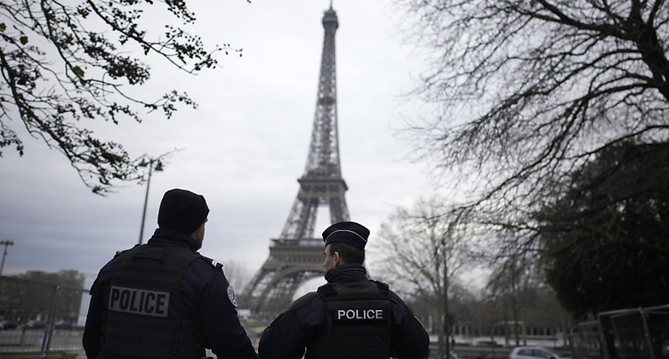 Attentat de Paris: l'auteur « assume » et dit « avoir agi seul »